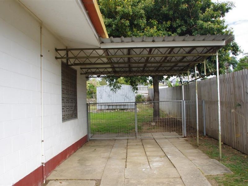 7 Queens Road, Bowen QLD 4805