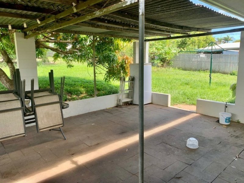 7 Queens Road, Bowen QLD 4805