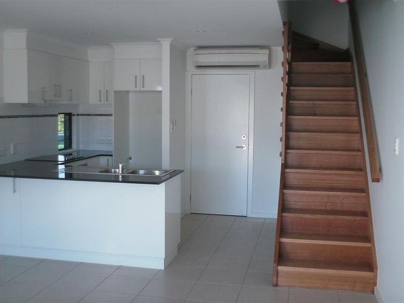 2/74a Powell Street, Bowen QLD 4805