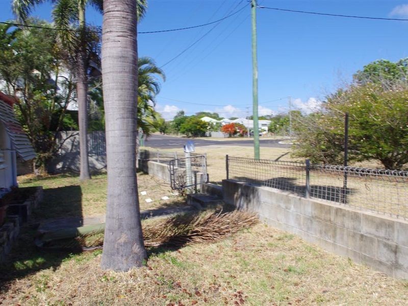 11 Gordon Street, Bowen QLD 4805
