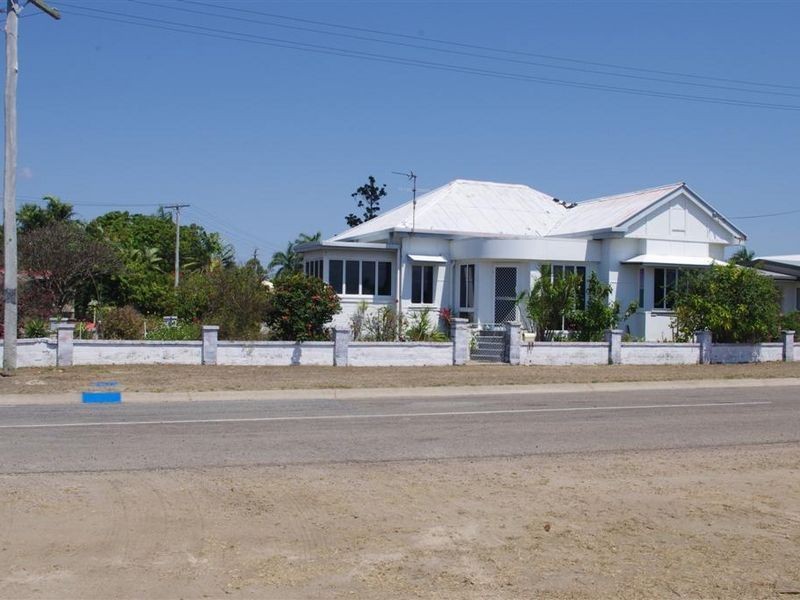 61 The Esplanade, Bowen QLD 4805