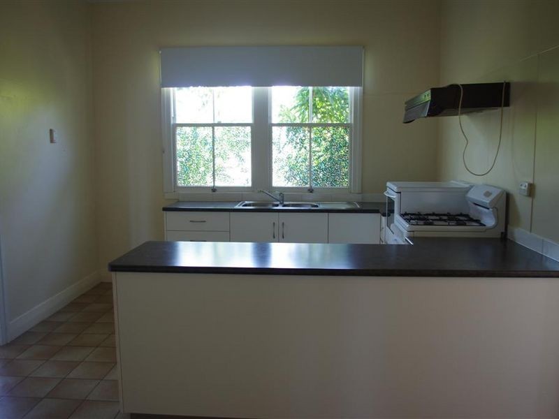 61 The Esplanade, Bowen QLD 4805