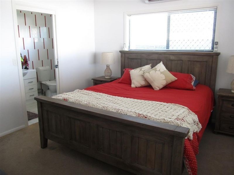 18 Reynolds Street, Bowen QLD 4805