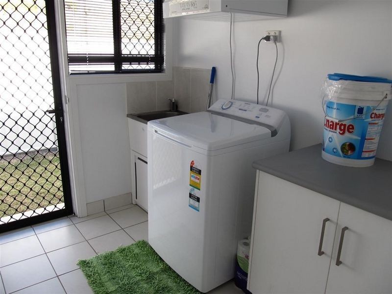 18 Reynolds Street, Bowen QLD 4805