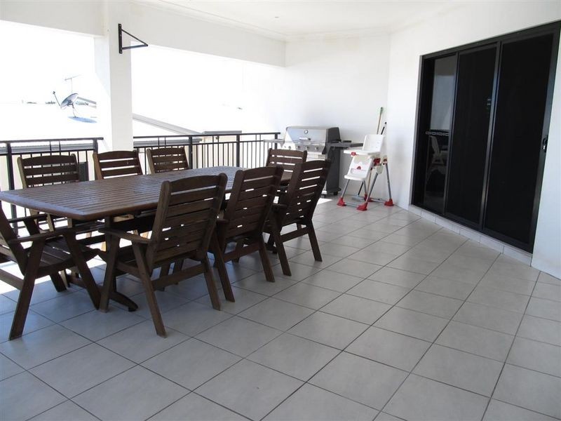 18 Reynolds Street, Bowen QLD 4805
