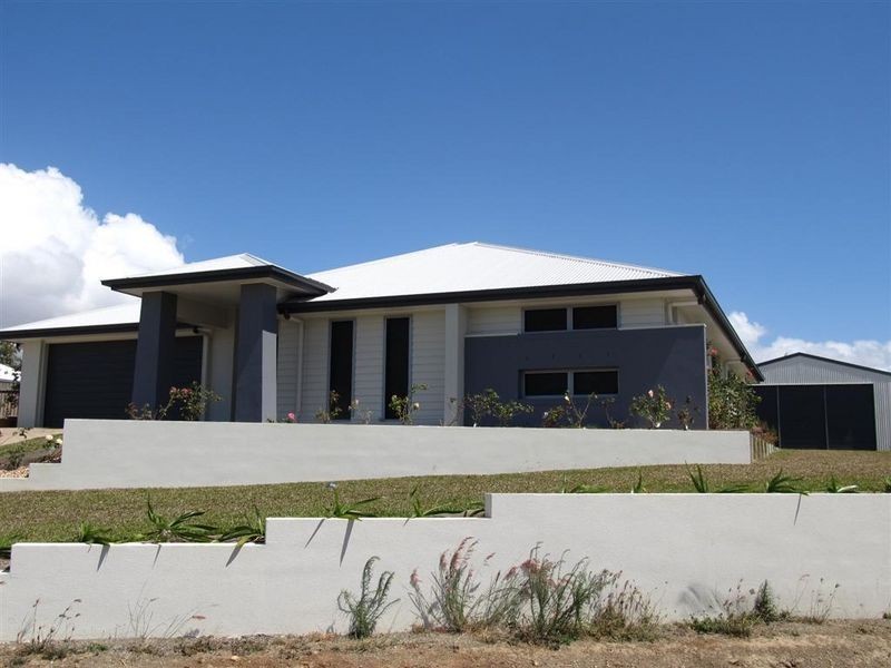 11 Silk Road, Bowen QLD 4805