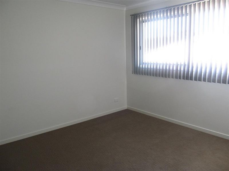 11 Silk Road, Bowen QLD 4805