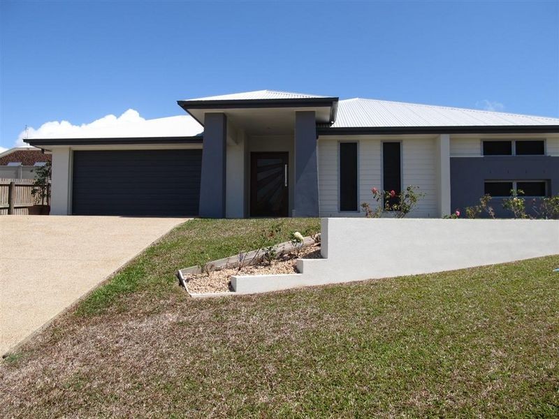 11 Silk Road, Bowen QLD 4805