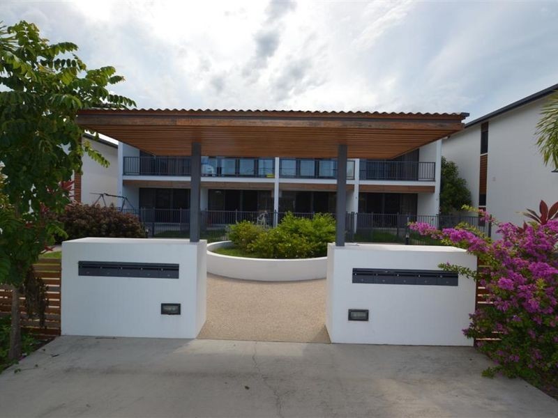 9/74A Powell Street, Bowen QLD 4805