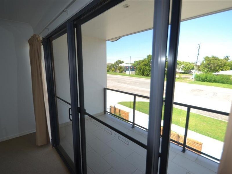 9/74A Powell Street, Bowen QLD 4805