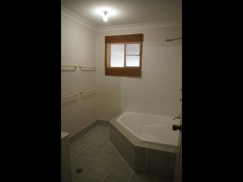 21 Brighton Road, Bowen QLD 4805