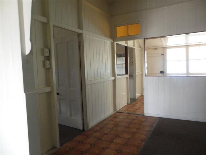 104 Powell Street, Bowen QLD 4805