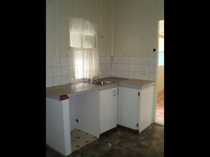 104 Powell Street, Bowen QLD 4805