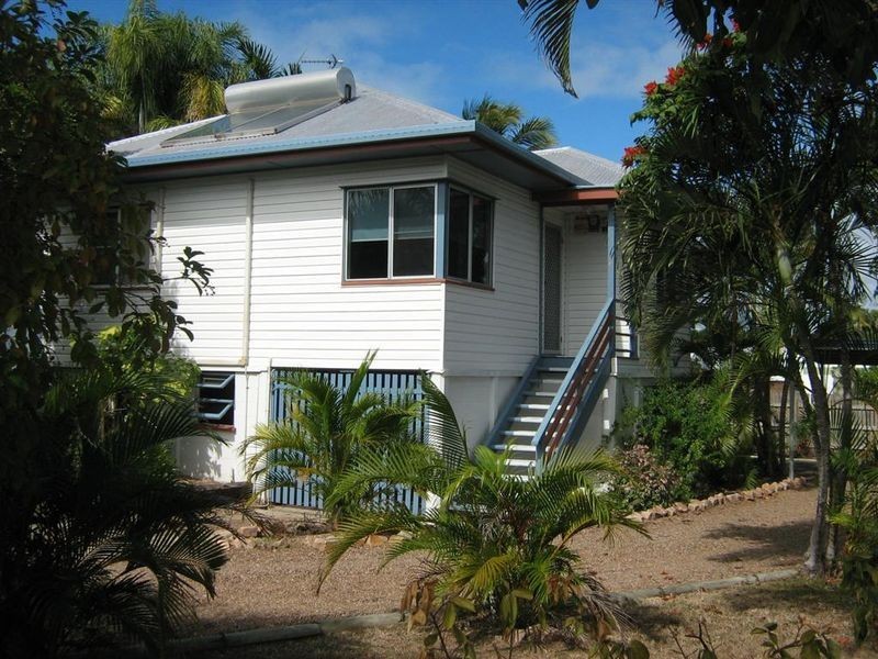 15 Russell Street, Bowen QLD 4805