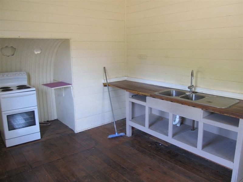 49 Arratta Road, Bowen QLD 4805