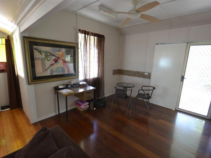 37 Sinclair Street, Bowen QLD 4805