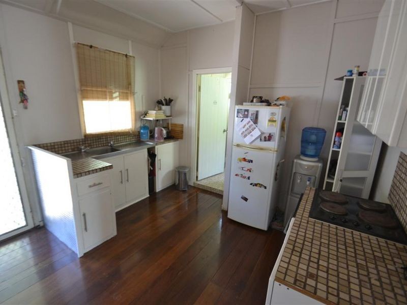 37 Sinclair Street, Bowen QLD 4805
