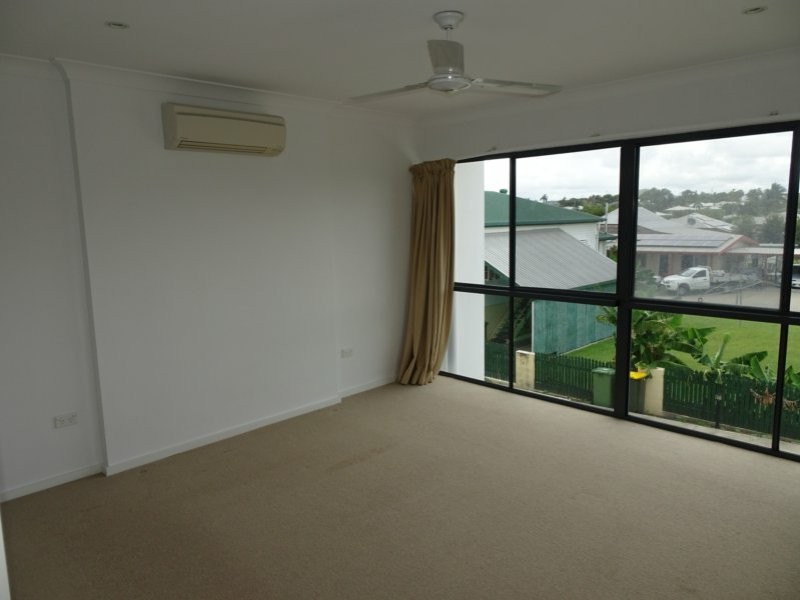 Unit 7/74a Powell Street, Bowen QLD 4805