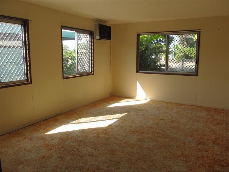 17 Marshall Street, Bowen QLD 4805