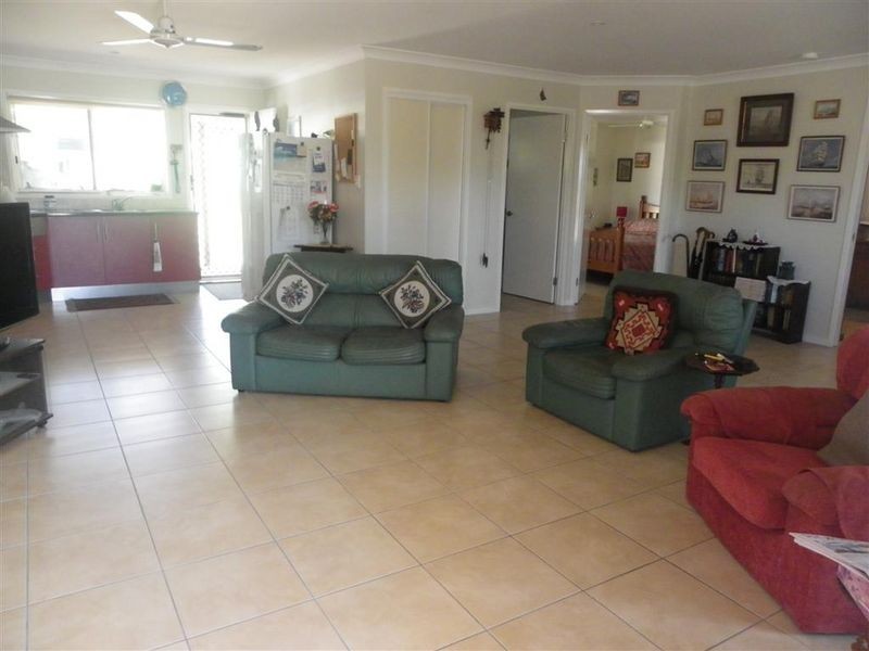 7b Leichhardt Street, Bowen QLD 4805