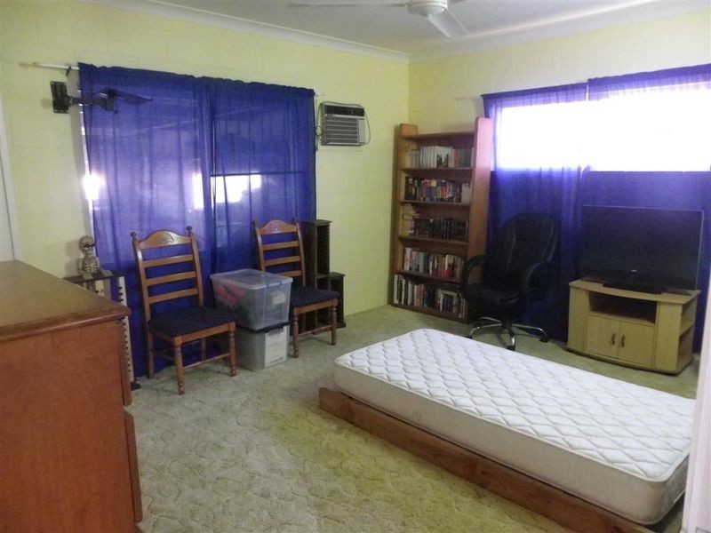 9 Rodney Street, Bowen QLD 4805