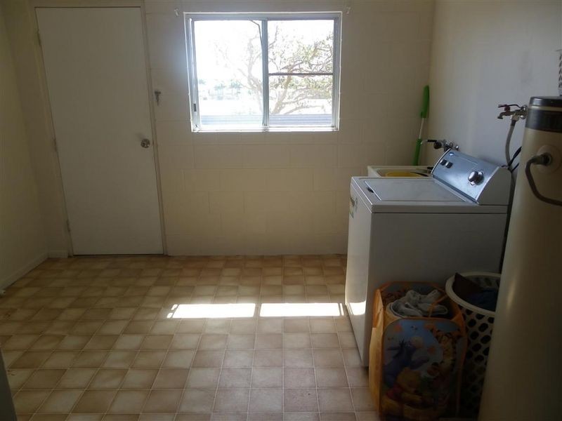 9 Rodney Street, Bowen QLD 4805