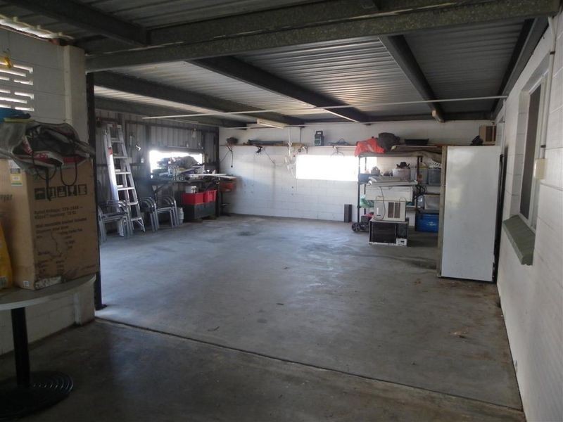 9 Rodney Street, Bowen QLD 4805