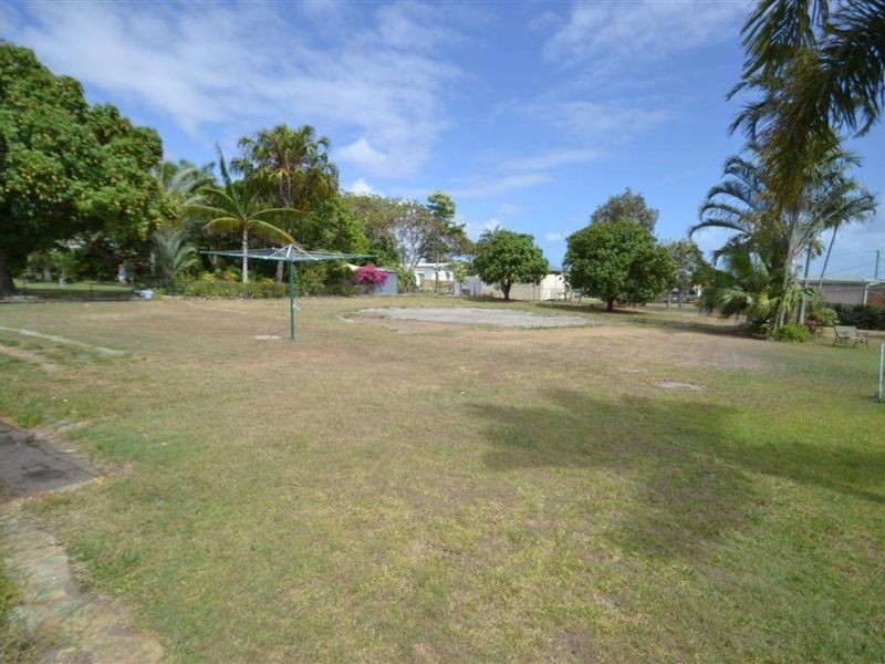 20 Kennedy Street, Bowen QLD 4805