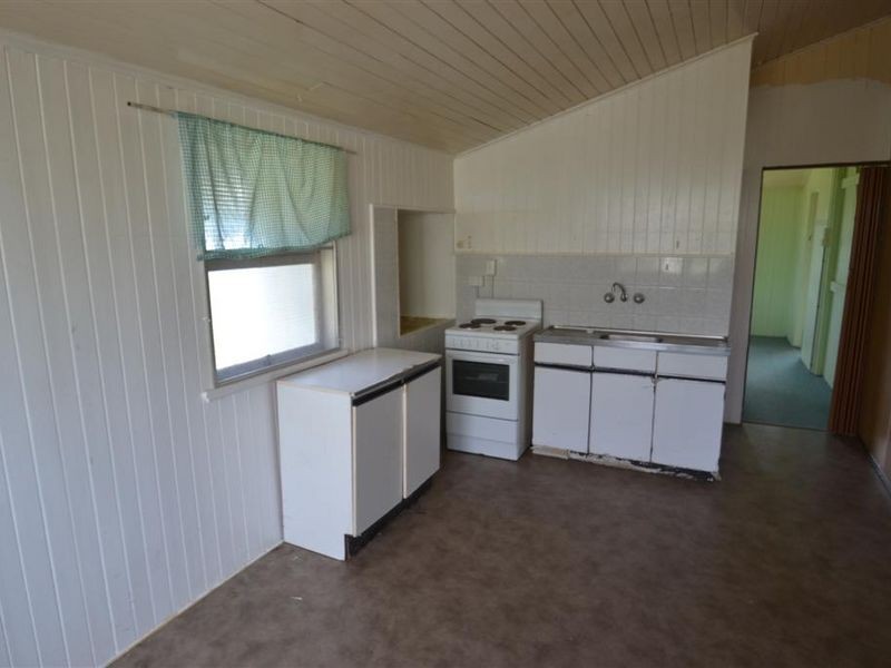 20 Kennedy Street, Bowen QLD 4805