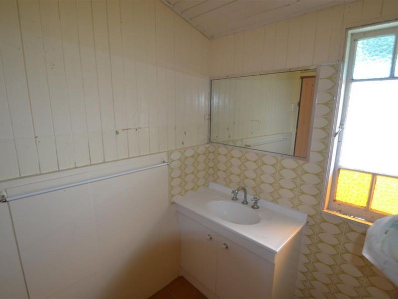 20 Kennedy Street, Bowen QLD 4805