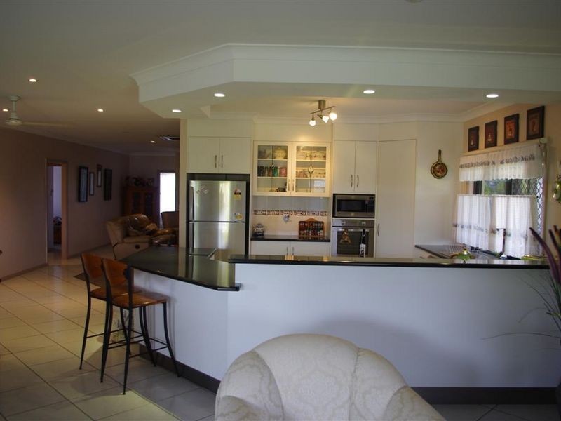 10 Kirkpatrick Court, Bowen QLD 4805