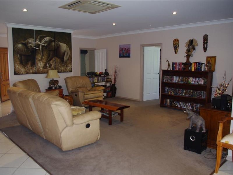 10 Kirkpatrick Court, Bowen QLD 4805