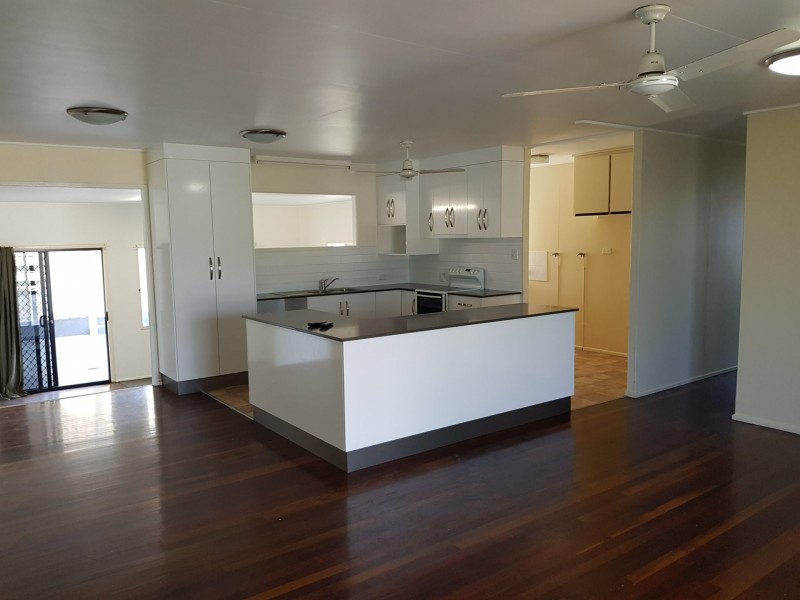 20 West Street, Bowen QLD 4805