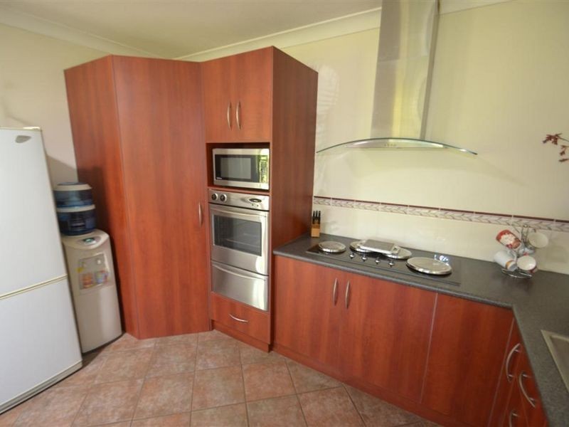 19 Field Street, Bowen QLD 4805