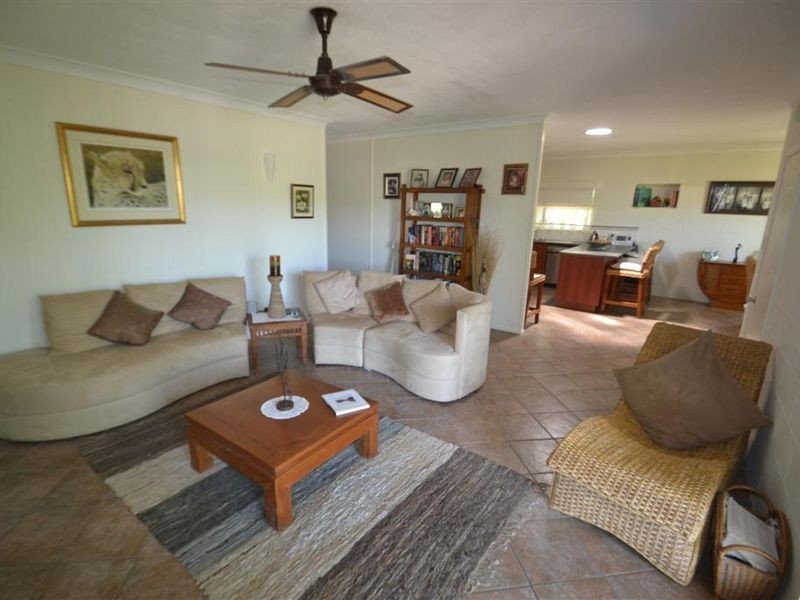 19 Field Street, Bowen QLD 4805