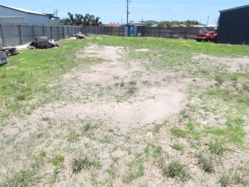 8 Cullen Close, Bowen QLD 4805