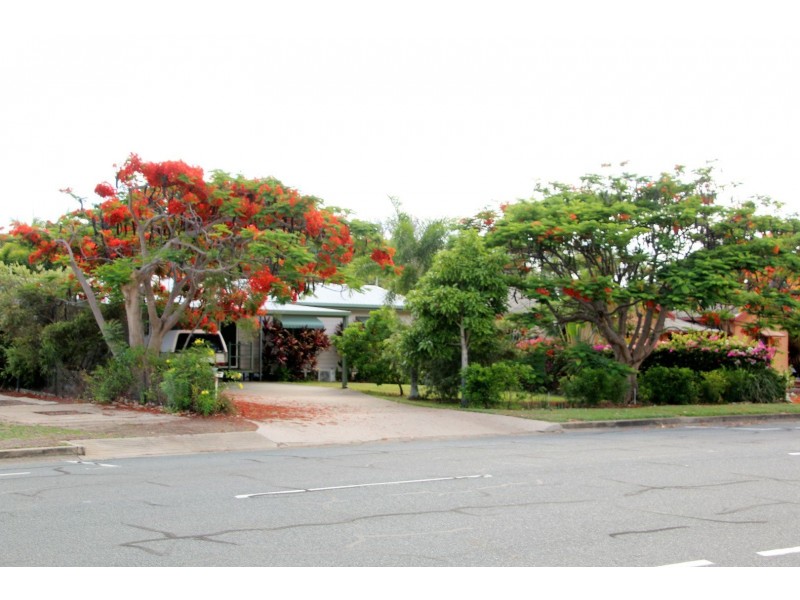 32 Murroona Road, Bowen QLD 4805