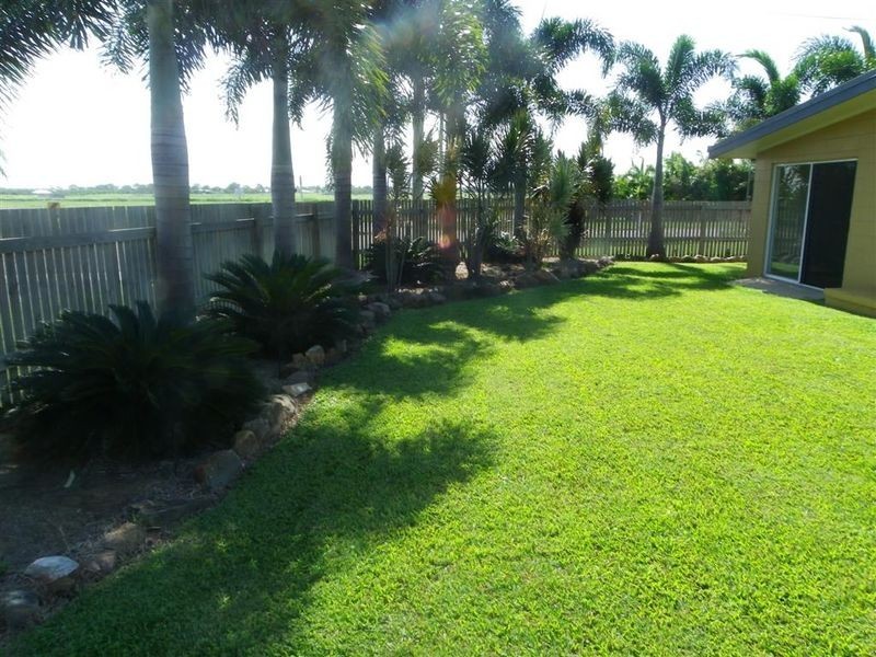 32 Russell Street, Bowen QLD 4805