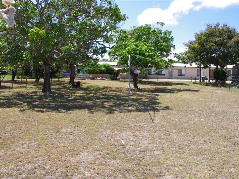 9 Reynolds Street, Bowen QLD 4805