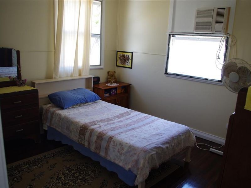 9 Reynolds Street, Bowen QLD 4805