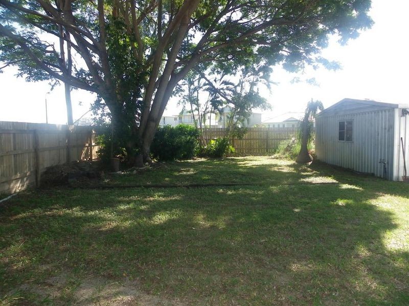 7 Gilbert Street, Bowen QLD 4805