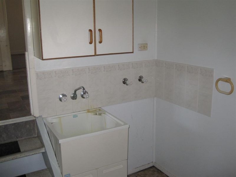 7 Gilbert Street, Bowen QLD 4805