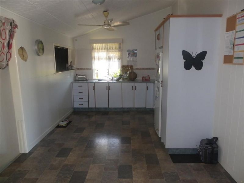 7 Gilbert Street, Bowen QLD 4805