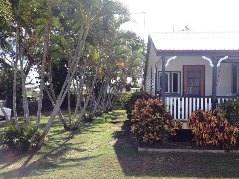 7 Gilbert Street, Bowen QLD 4805