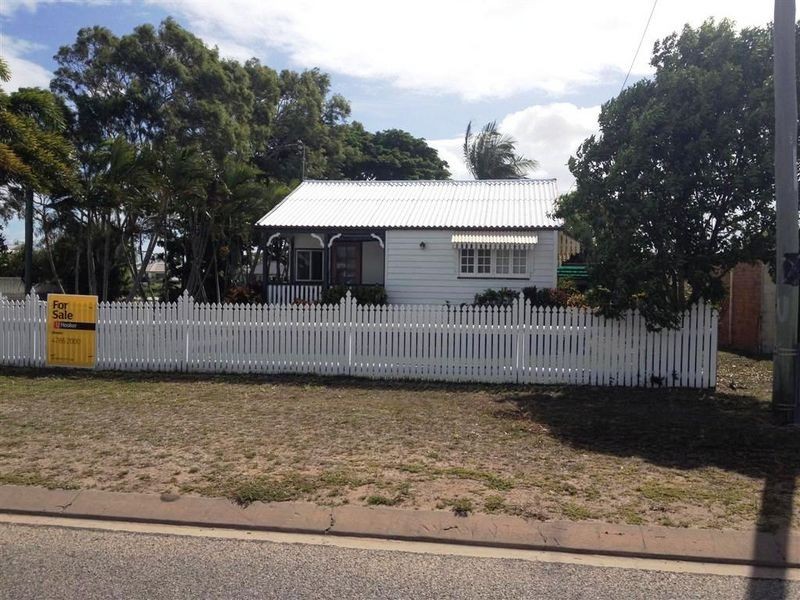 7 Gilbert Street, Bowen QLD 4805