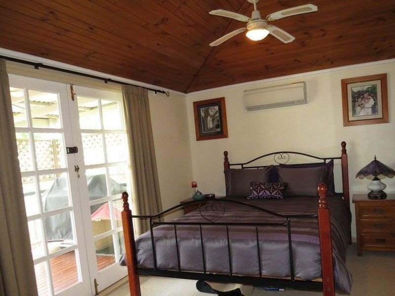 15 Poole Street, Bowen QLD 4805