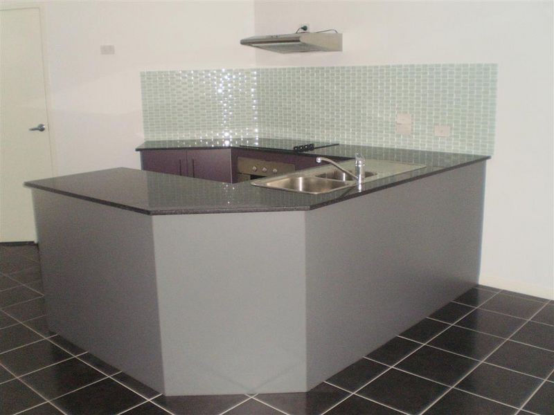 1/16 Williams Street, Bowen QLD 4805