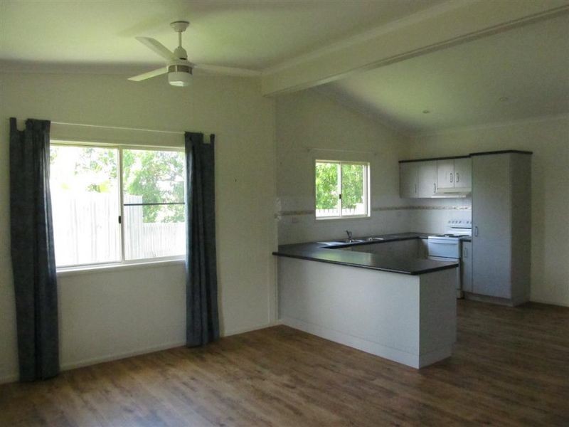 14A Lucinda Place, Bowen QLD 4805