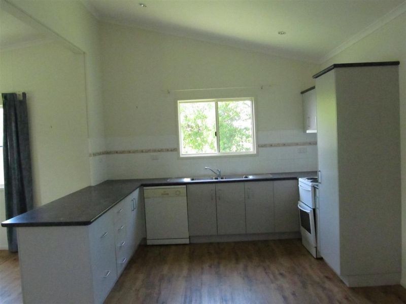 14A Lucinda Place, Bowen QLD 4805