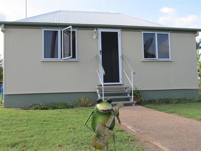 90 Powell Street, Bowen QLD 4805